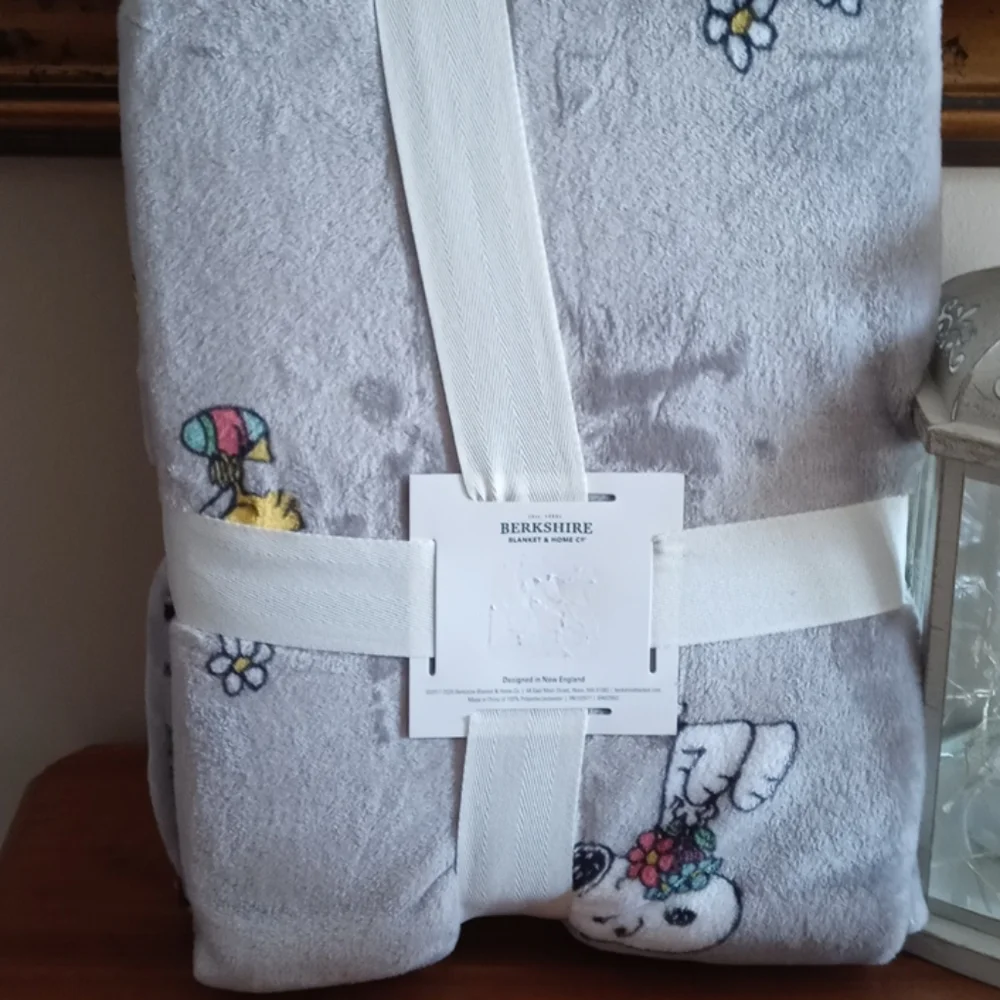 Snoopy throw